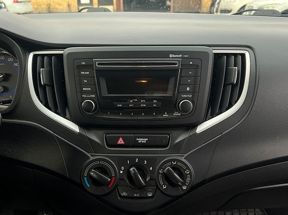 Suzuki Baleno 17 of 19