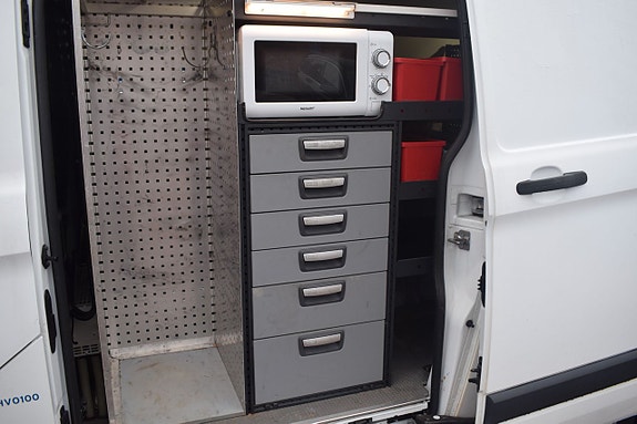 Ford Transit Custom 10 of 14