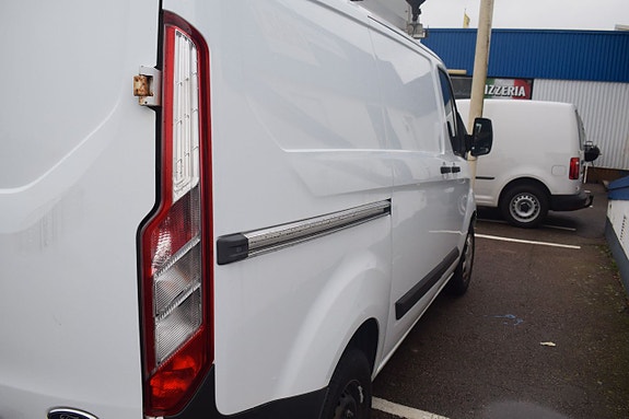 Ford Transit Custom 7 of 14