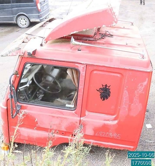 Scania P 82 M 3 of 6