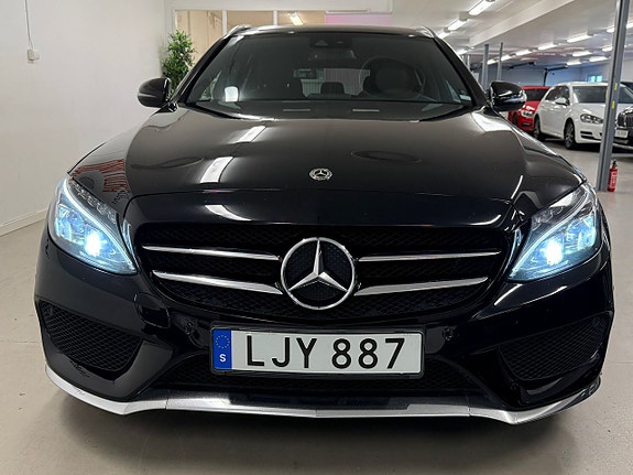 Mercedes-Benz C200 d 2 of 5