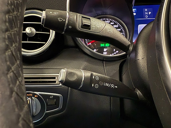 Mercedes-Benz C200 d 25 of 27