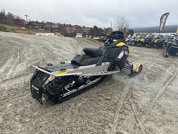Ski-Doo Backcountry Sport 600 EFI -26 3 of 5