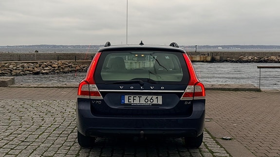 Volvo V70 5 of 19