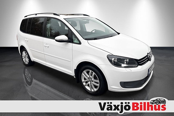 Volkswagen Touran 4 of 5