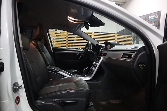 Volvo V70 14 of 25