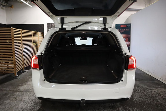 Volvo V70 11 of 25
