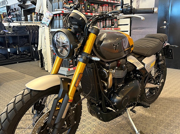 Triumph SCRAMBLER 900 7 of 17