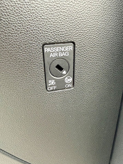 Volkswagen Passat Alltrack 19 of 30