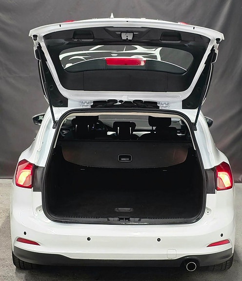 Ford Focus 7 of 27