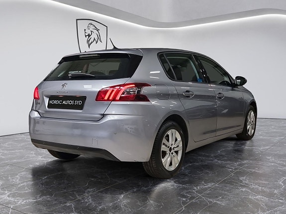Peugeot 308 6 of 18