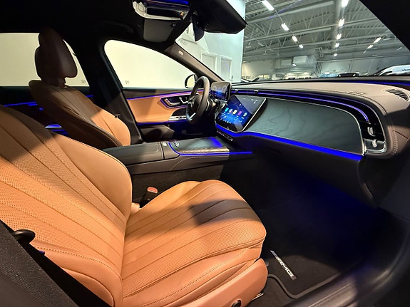 Mercedes-Benz E400 e 8 of 17