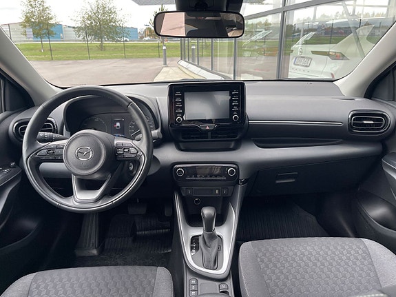 Mazda 2 9 of 15