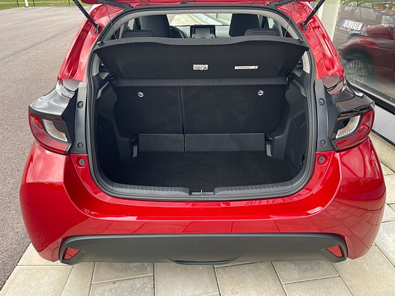 Mazda 2 5 of 15