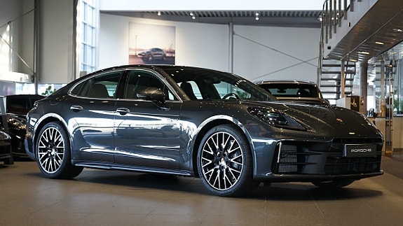 Porsche Panamera 4