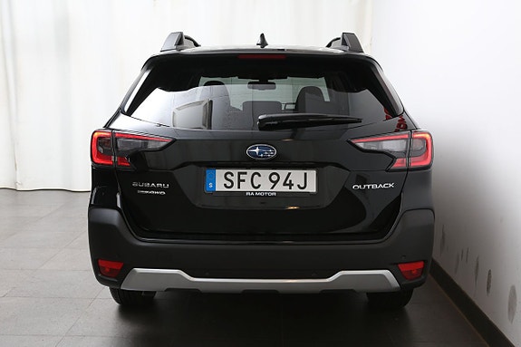 Subaru Outback 8 of 22