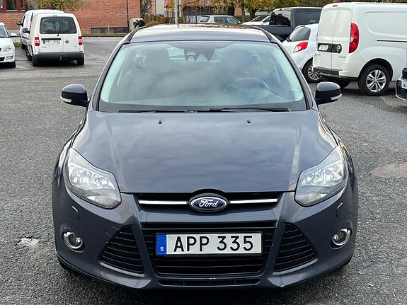 Ford Focus 2 of 21