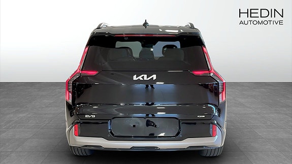 Kia EV9 4 of 18