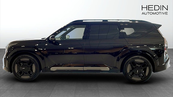 Kia EV9 2 of 18