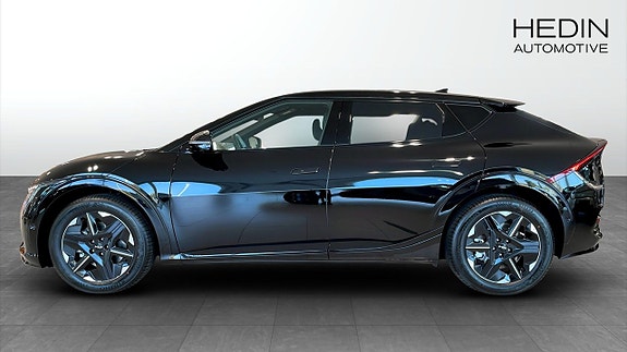 Kia EV6 2 of 15