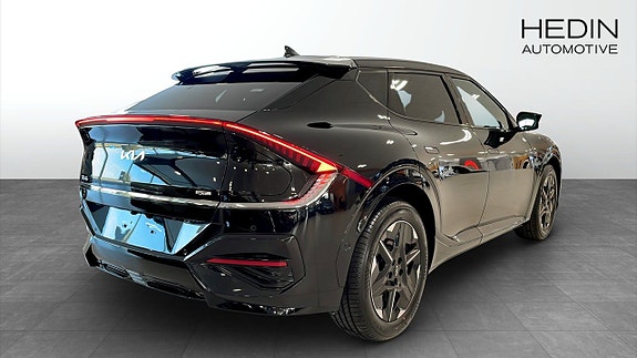 Kia EV6 5 of 15
