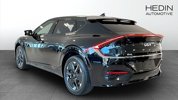 Kia EV6 3 of 15