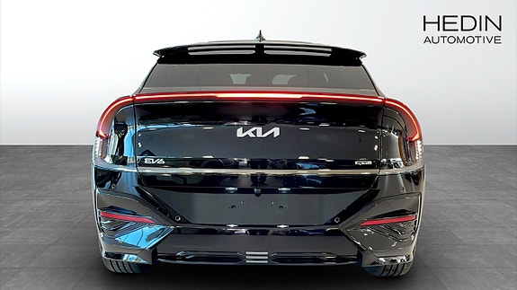 Kia EV6 4 of 15