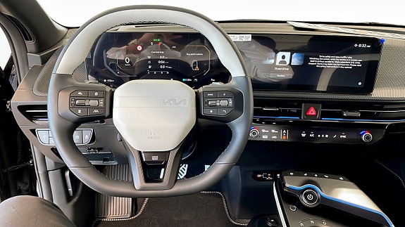 Kia EV6 14 of 15