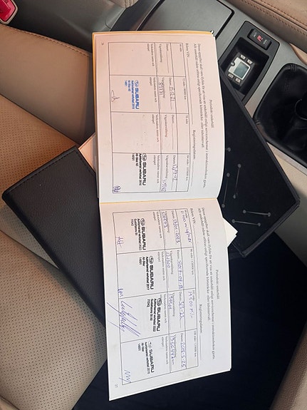 Subaru Legacy 10 of 12