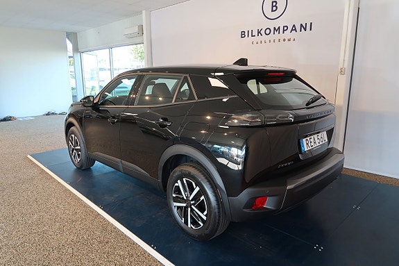 Peugeot 2008 4 of 5