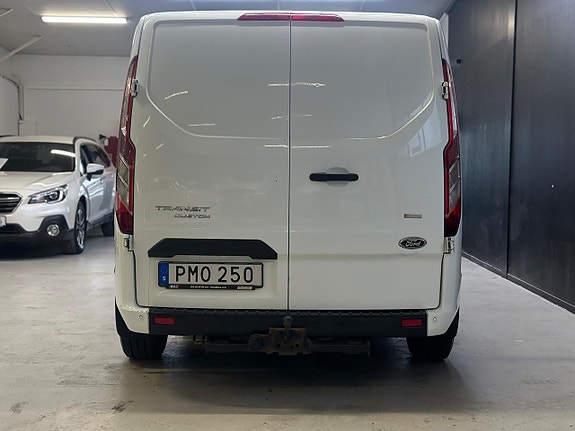Ford Transit Custom 21 of 22