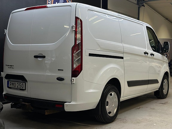 Ford Transit Custom 20 of 22