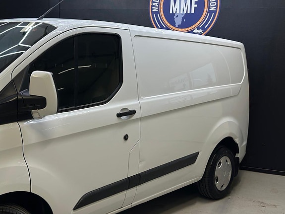 Ford Transit Custom 14 of 22