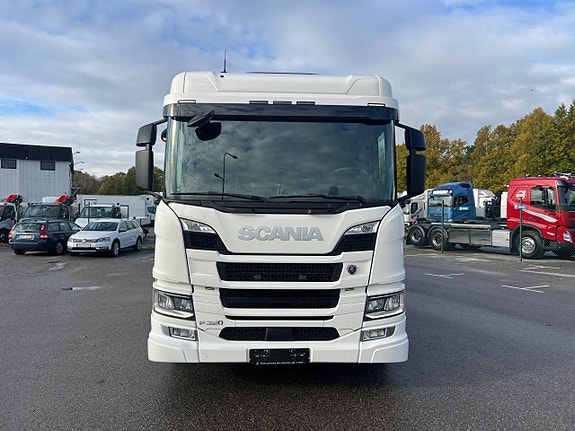 Scania P320 4x2 Kranbil med Z-Lyft, Euro 6 5 of 12