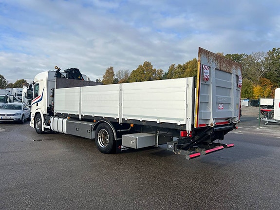 Scania P320 4x2 Kranbil med Z-Lyft, Euro 6 3 of 12