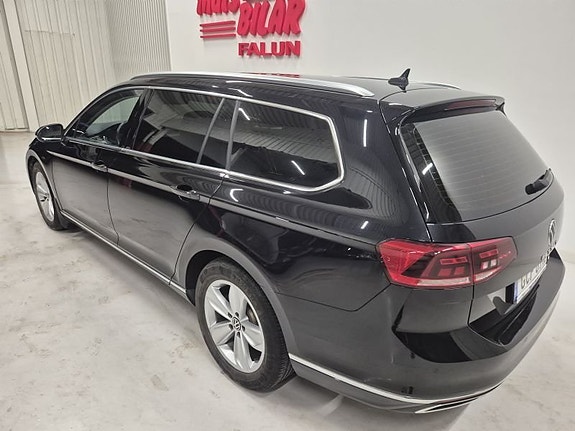 Volkswagen Passat 9 of 10