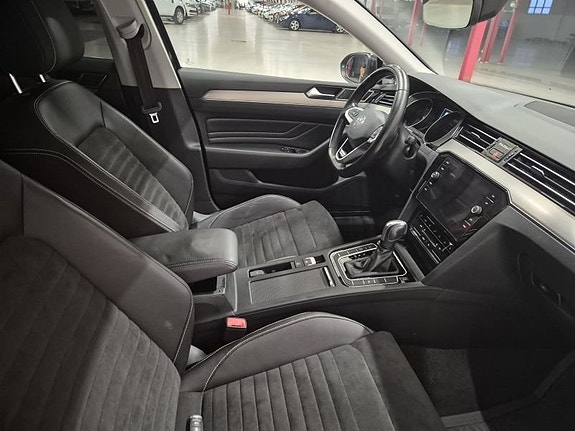 Volkswagen Passat 4 of 5