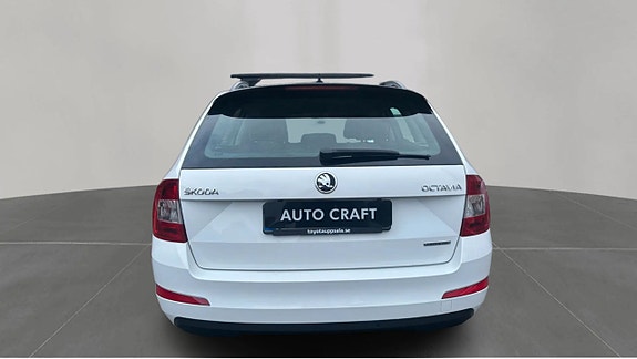 Skoda Octavia 6 of 13