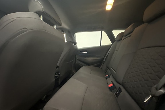 Toyota Corolla 27 of 28