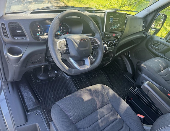 Iveco 35-180 13 of 21