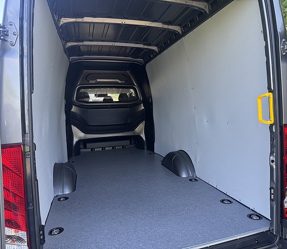 Iveco 35-180 16 of 21