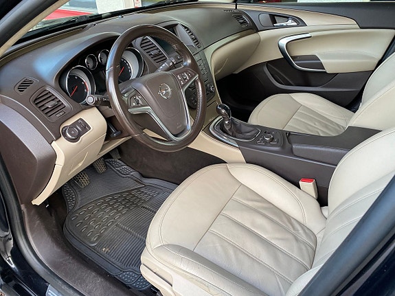 Opel Insignia 4 of 16