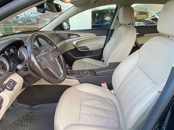 Opel Insignia 11 of 16
