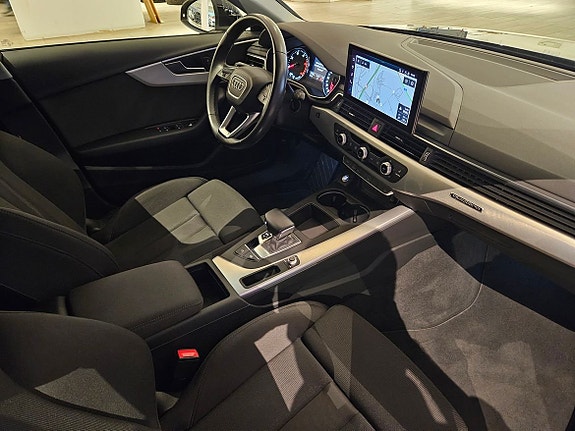 Audi A4 16 of 27