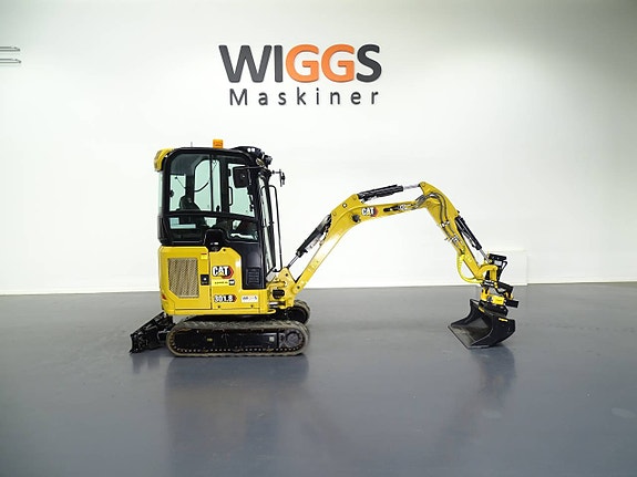 CAT 301.8 Next / Engcon EC02B / S30 2 of 4
