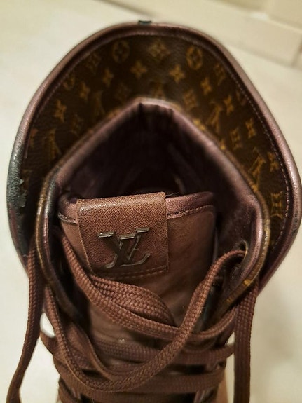 Product image 1 of 4