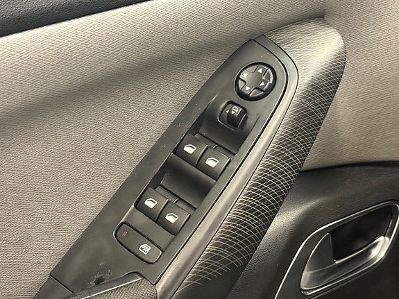 Citroen Grand C4 Picasso 7 of 23