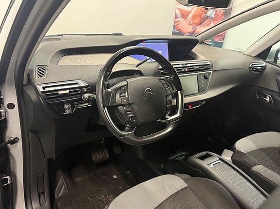 Citroen Grand C4 Picasso 10 of 23