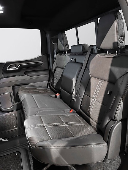 Chevrolet Silverado 1500 15 of 19