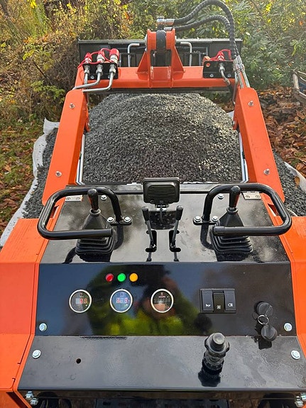 Minilastare TW480T inkl. skopa (Skid Steer) 10 of 12